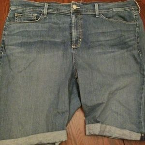 NWOT Not Your Daughter's Jeans shorts 20W